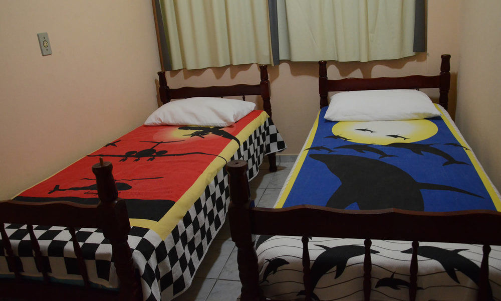 Apartpousada Residencial Dos Reis Sao Francisco do Sul Bagian luar foto